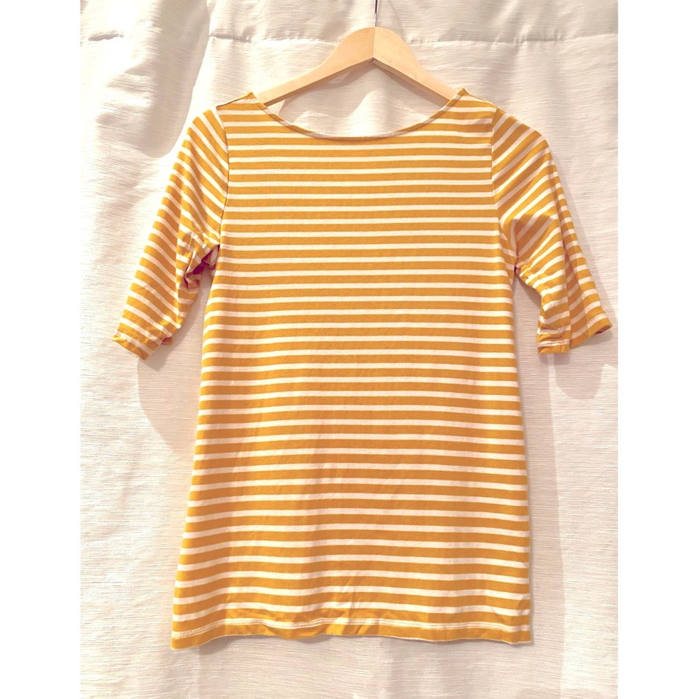 Comfortable Old Navy yellow & white striped elbow-length tee.